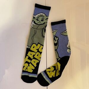 STAR WARS Mandalorian One Size Baby Yoda Midi High Socks